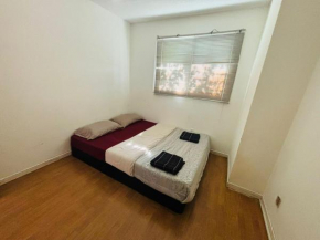 M4- Couple Friendly Romantic Room Next to Airport, Missisauga Downton